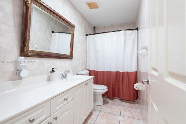 17505 SW 108th Ct, Miami, FL 33157