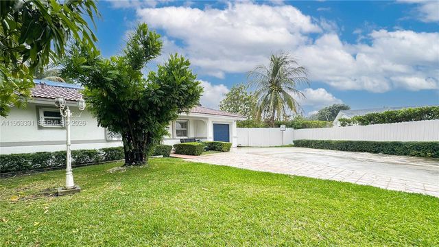 17505 SW 108th Ct, Miami, FL 33157