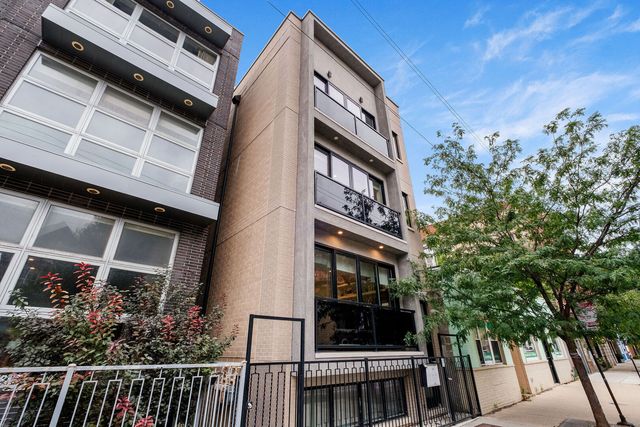 2209 W Belmont Avenue 2, Chicago, IL 60618