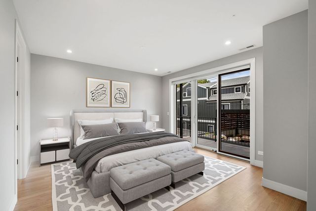 2209 W Belmont Avenue 2, Chicago, IL 60618