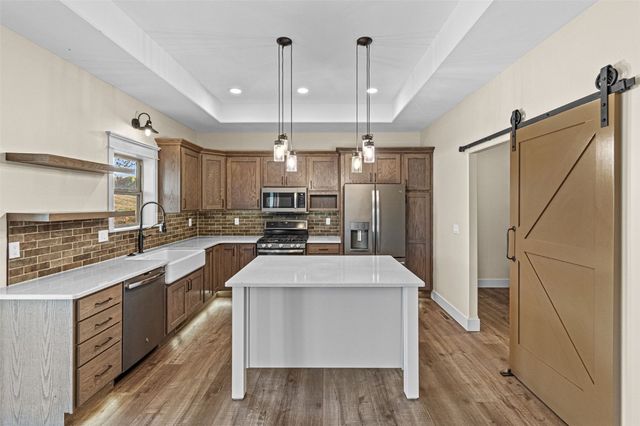 2357 Oak Lane Court SW, Iowa City, IA 52240