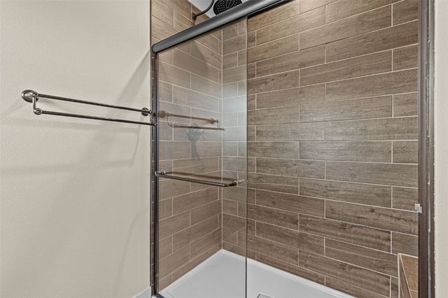 2357 Oak Lane Court SW, Iowa City, IA 52240