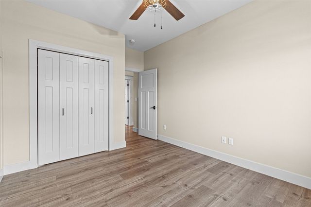 2357 Oak Lane Court SW, Iowa City, IA 52240