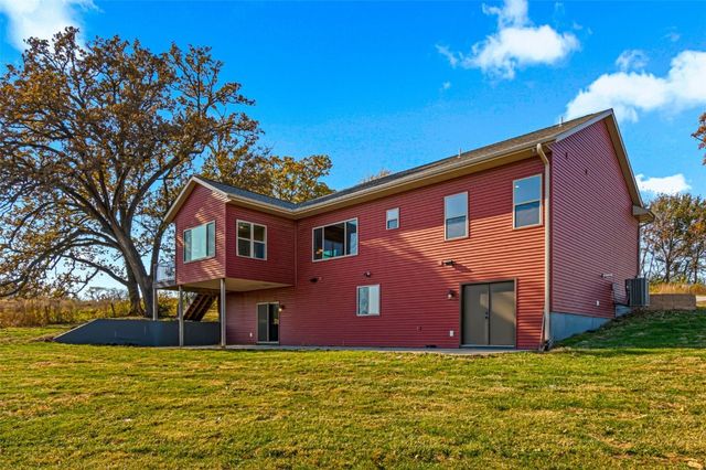 2357 Oak Lane Court SW, Iowa City, IA 52240