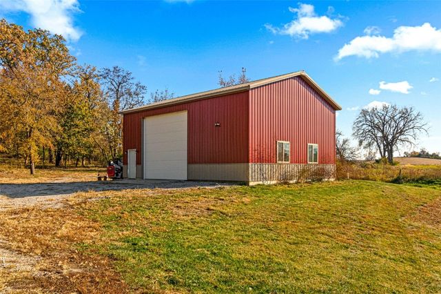 2357 Oak Lane Court SW, Iowa City, IA 52240