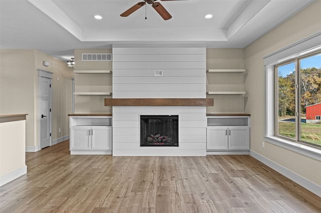 2357 Oak Lane Court SW, Iowa City, IA 52240