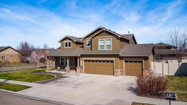 1332 W Raelin Dr, Nampa, ID 83686