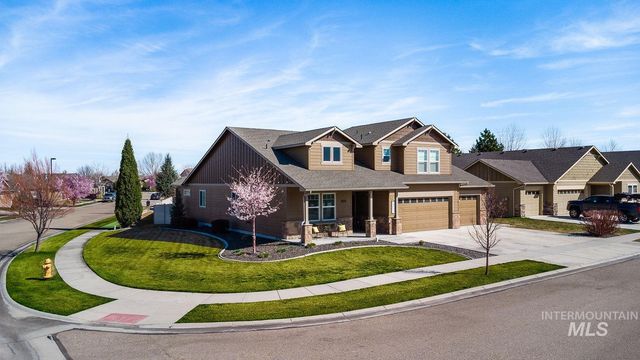 1332 W Raelin Dr, Nampa, ID 83686