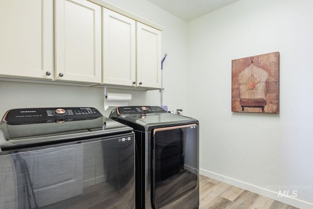 1332 W Raelin Dr, Nampa, ID 83686