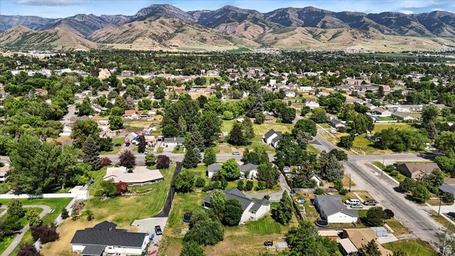 85 S 300 W, Smithfield, UT 84335