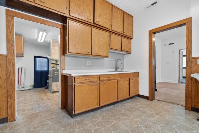 1723 N Courtland Avenue, Kokomo, IN 46901