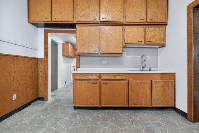 1723 N Courtland Avenue, Kokomo, IN 46901