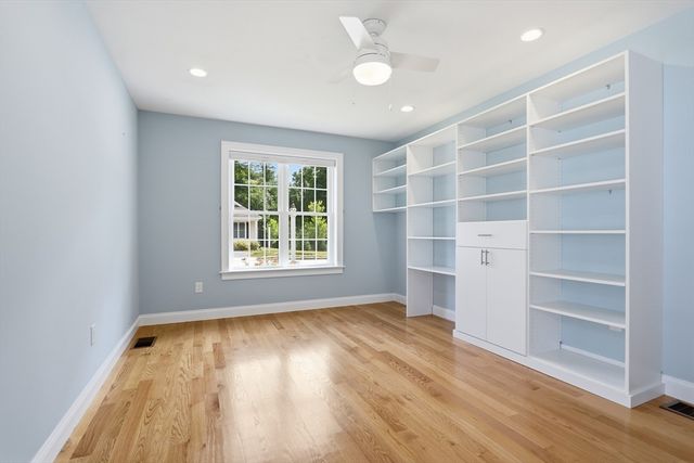 6 Bluebird Way 6, Littleton, MA 01460