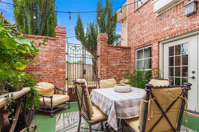 40 Enclave Court, Waco, TX 76708