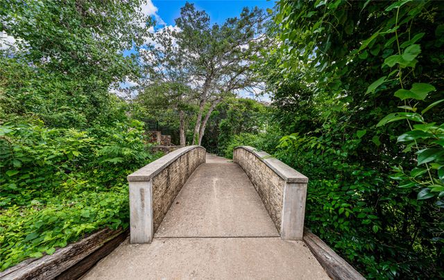 40 Enclave Court, Waco, TX 76708