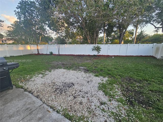 17088 NW 19th Street, Pembroke Pines, FL 33028