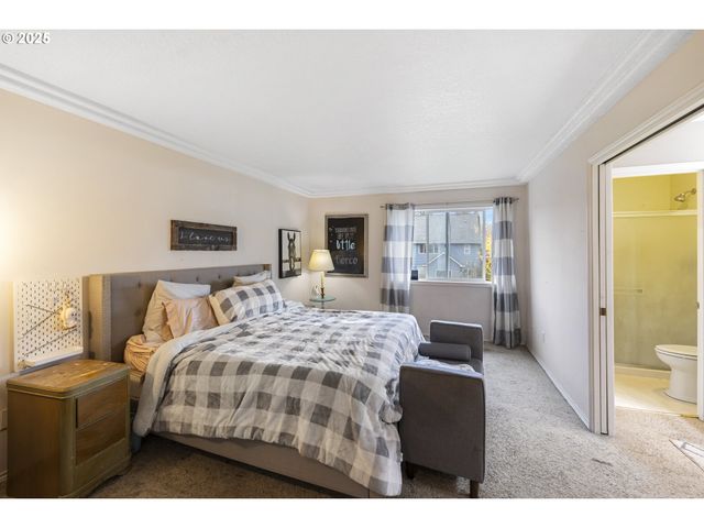 1536 Ne PARKSIDE Dr, Hillsboro, OR 97124