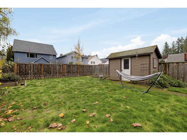 1536 Ne PARKSIDE Dr, Hillsboro, OR 97124