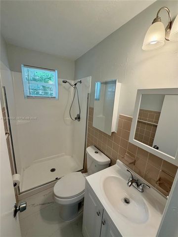 3021 NE 21st Ter 1, Fort Lauderdale, FL 33306