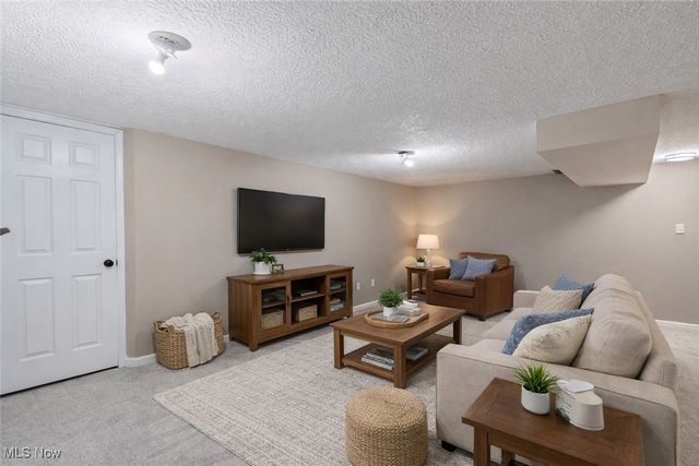 6281 Champion Avenue NW, Massillon, OH 44646