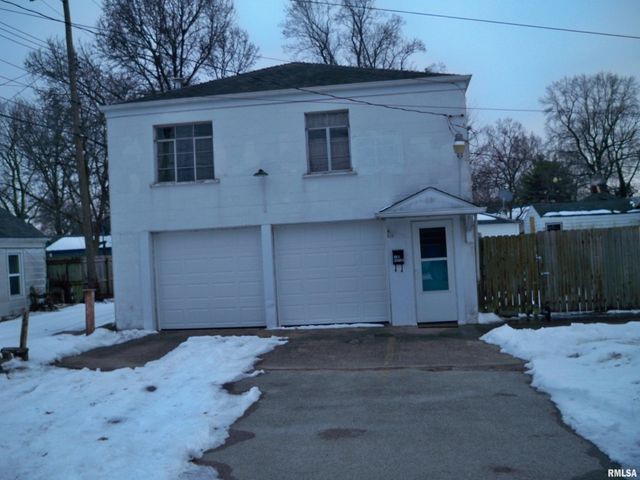 2700 S STATE Street, Springfield, IL 62704