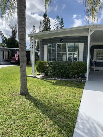 22 Cozumel Lane, Port St. Lucie, FL 34952