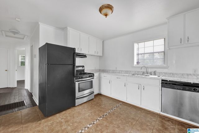 518 KINGWOOD DRIVE, Sylacauga, AL 35150