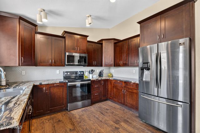2155 E SHERRI Drive, Gilbert, AZ 85296