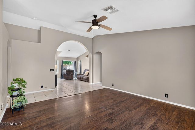 2155 E SHERRI Drive, Gilbert, AZ 85296