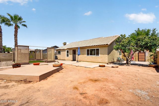 2155 E SHERRI Drive, Gilbert, AZ 85296