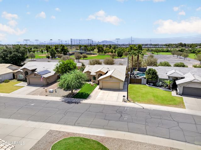 2155 E SHERRI Drive, Gilbert, AZ 85296
