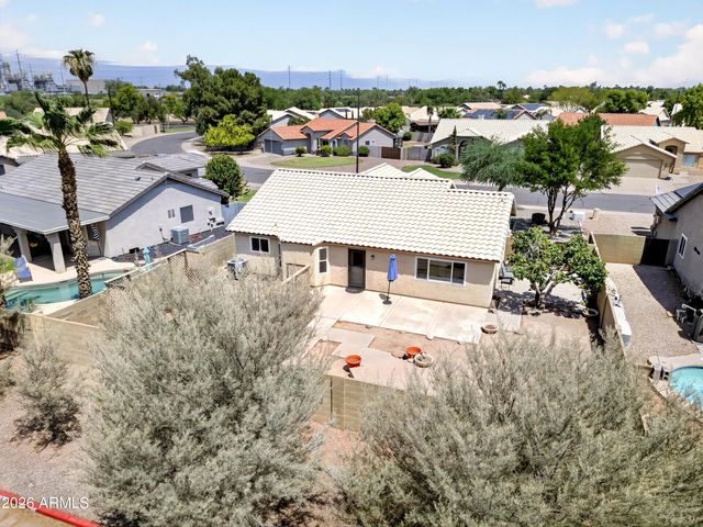 2155 E SHERRI Drive, Gilbert, AZ 85296