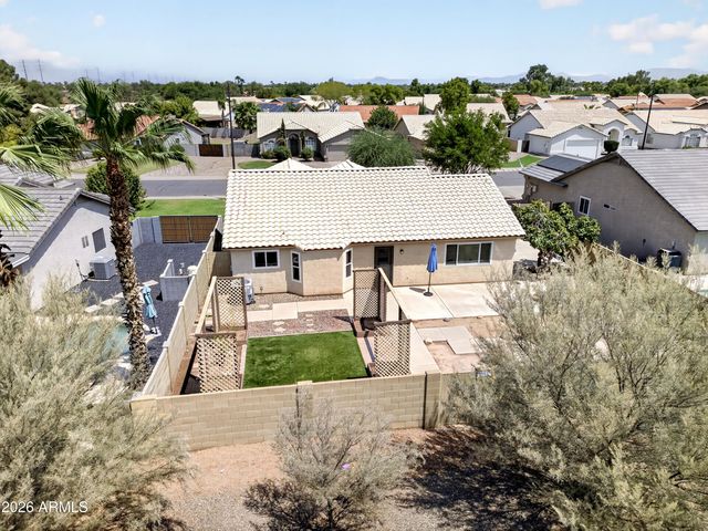 2155 E SHERRI Drive, Gilbert, AZ 85296
