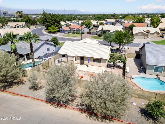 2155 E SHERRI Drive, Gilbert, AZ 85296