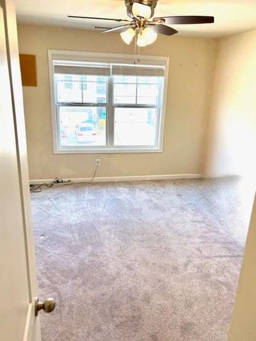 3044 Creekside Overlook Way, Austell, GA 30168