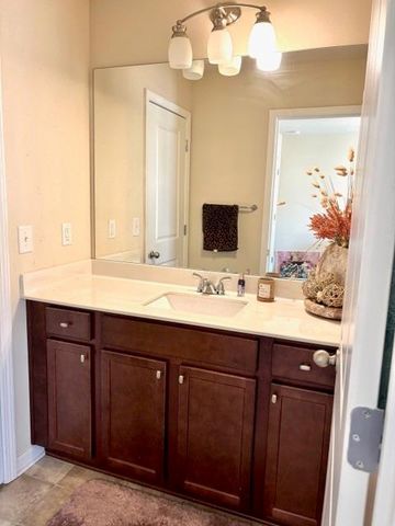 3044 Creekside Overlook Way, Austell, GA 30168