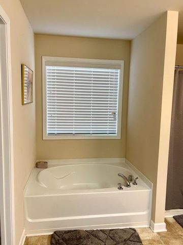 3044 Creekside Overlook Way, Austell, GA 30168