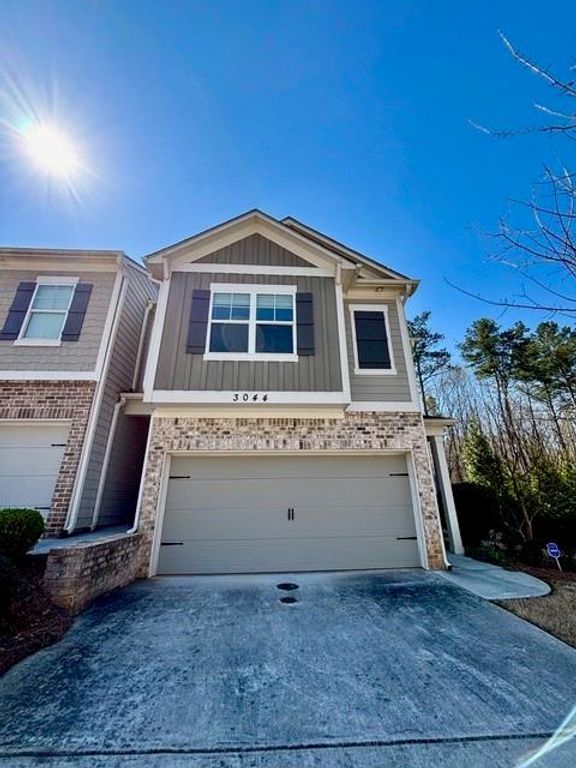 3044 Creekside Overlook Way, Austell, GA 30168