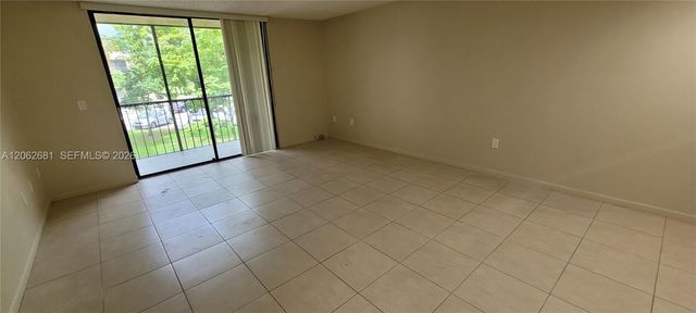 8005 SW 107th Ave 222, Miami, FL 33173