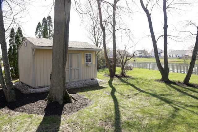 12 Longview Bend, Brownsburg, IN 46112