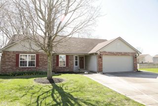 12 Longview Bend, Brownsburg, IN 46112