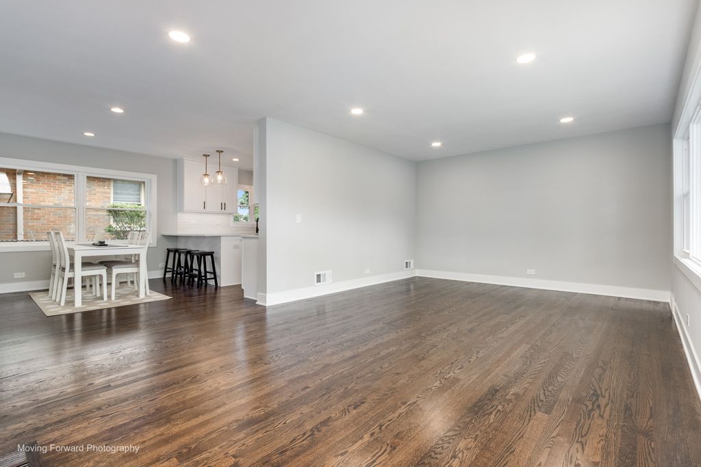 725 Hull Avenue, Westchester, IL 60154 — photo 4