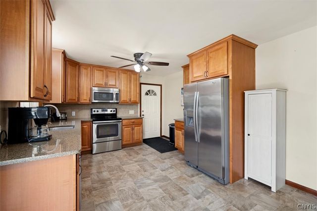 6388 Lower Lawrence Street, Westmoreland, NY 13440