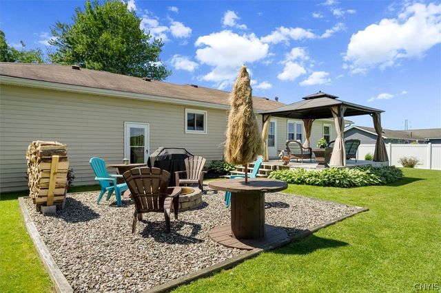 6388 Lower Lawrence Street, Westmoreland, NY 13440