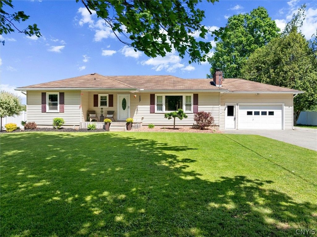 6388 Lower Lawrence Street, Westmoreland, NY 13440