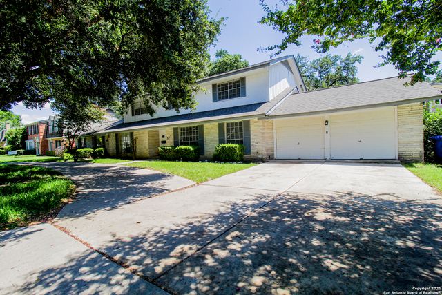 332 E Terra Alta Dr, San Antonio, TX 78209