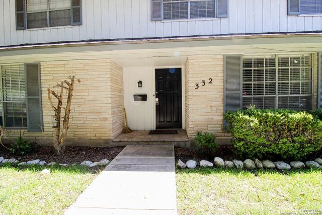 332 E Terra Alta Dr, San Antonio, TX 78209
