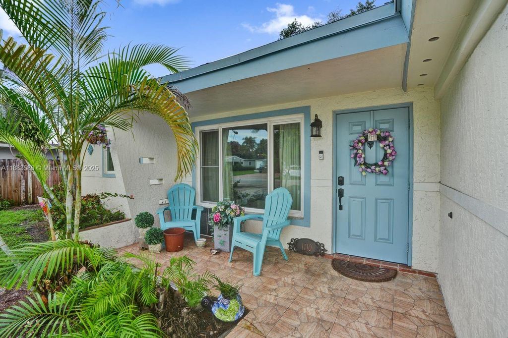 1110 SW 32nd St, Fort Lauderdale, FL 33315