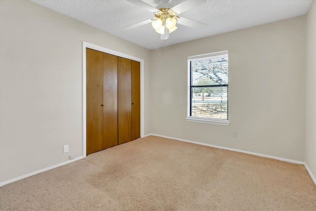 104 Navajo Trail, Gainesville, TX 76240