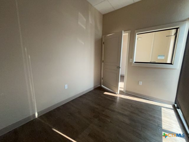 2707 E Stan Schlueter Loop 103, Killeen, TX 76542